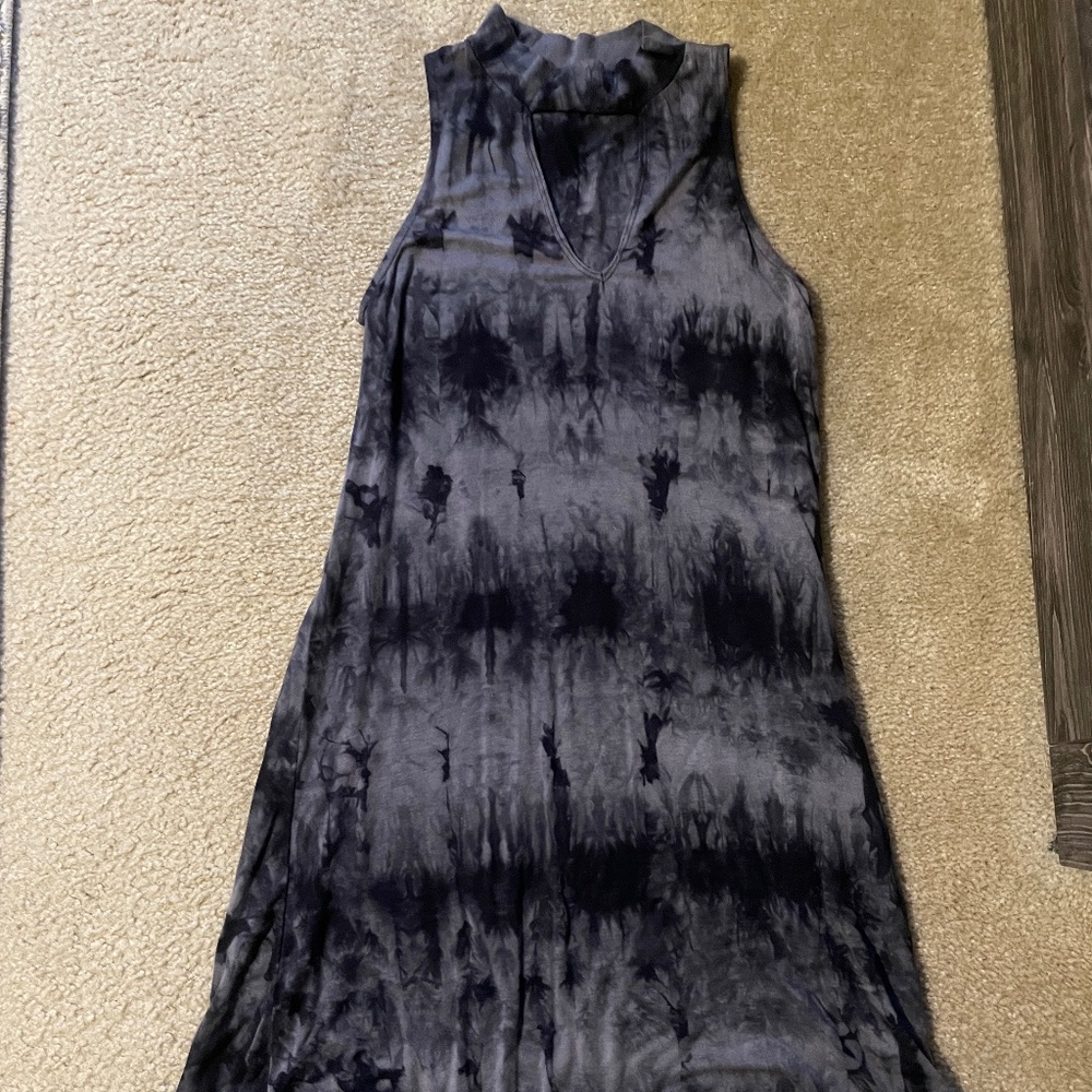 Sleeveless Tie-dye dress